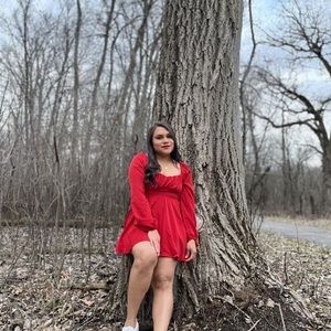 Meet your Posher, Daniela paola